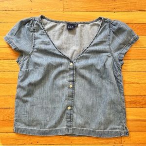 Gap V-Neck Button-Front Shirt XS